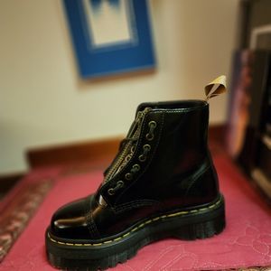 Doc Martens Vegan Sinclair Platform Boots